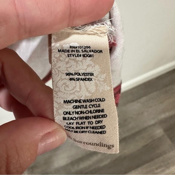 Soft Surroundings Autumnal Paisley Longline Tunic Top. 1X - Picture 5 of 5